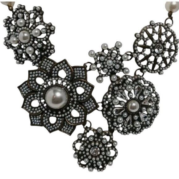 Retired Plunder Rosemary Faux Pearl & Rhinestone Snowflake Bib Necklace - Picture 7 of 7